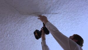 ceiling cracks