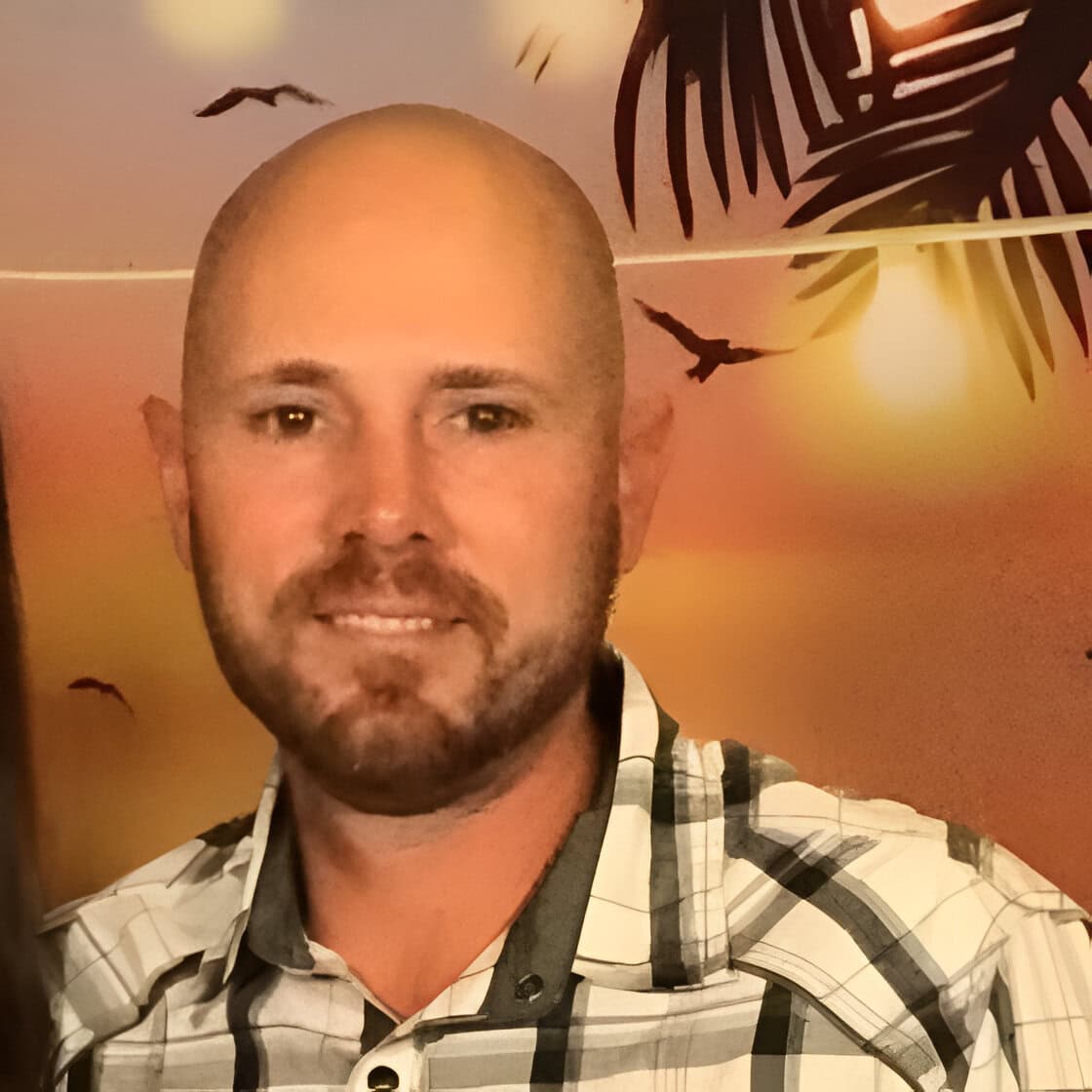 Derek Veselich